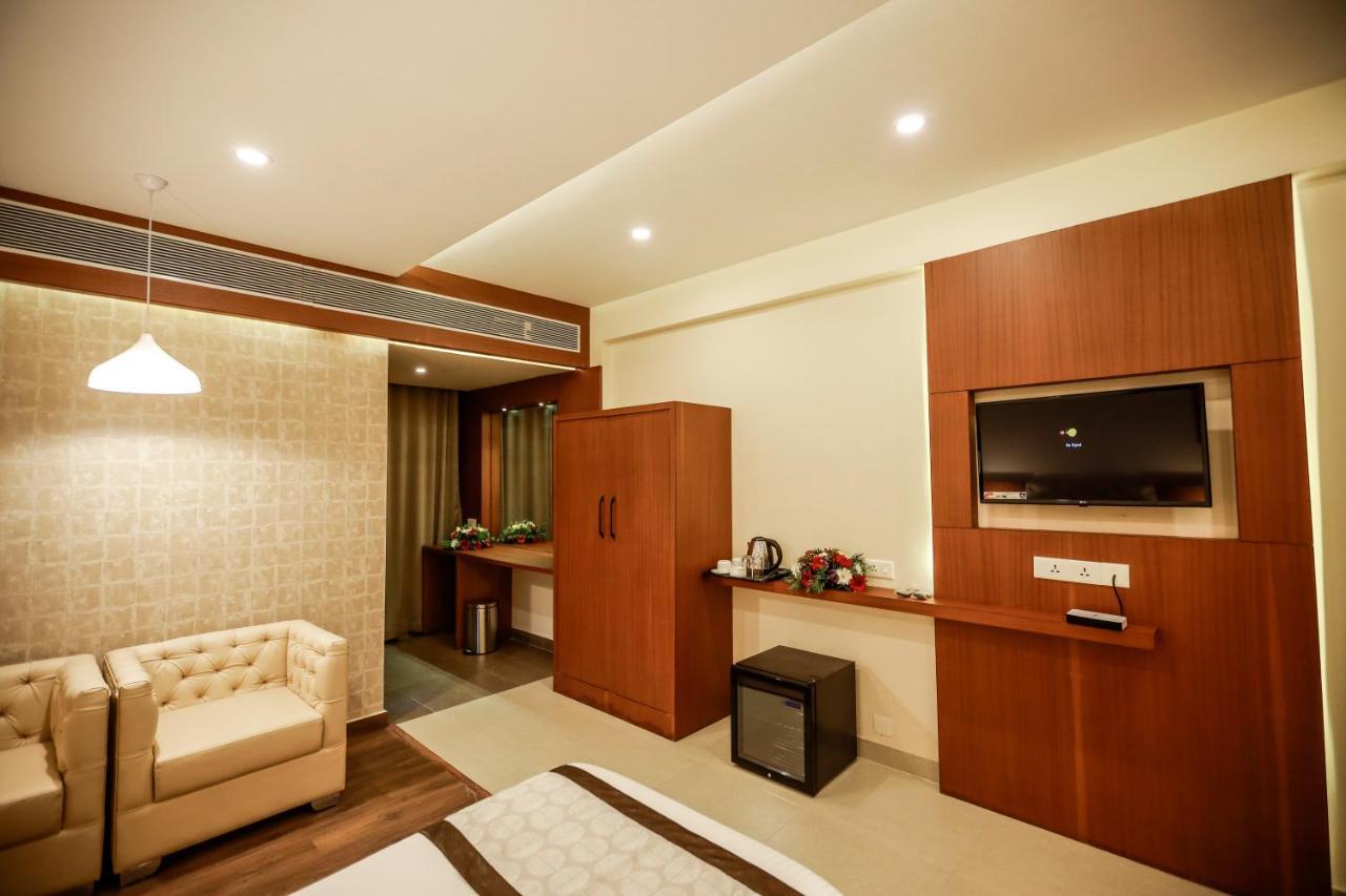 Nesma Palace Kannur Exteriér fotografie